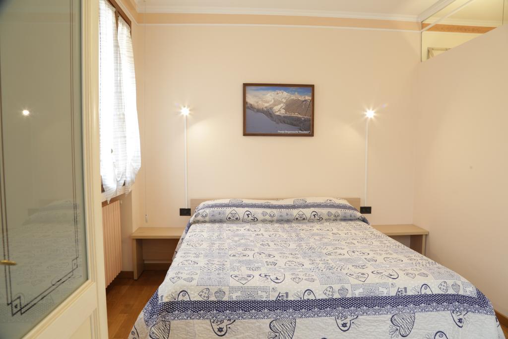 Central House Bérgamo Quarto foto